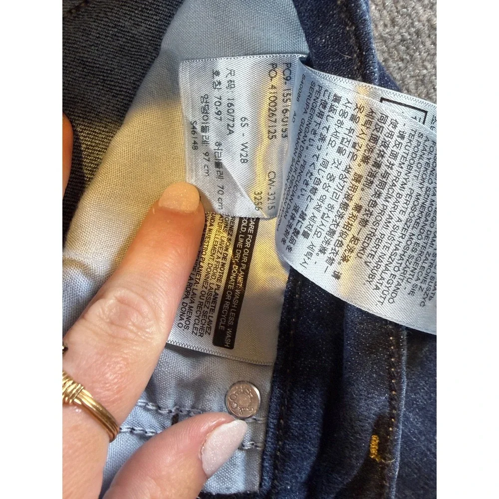 Levis levis 515